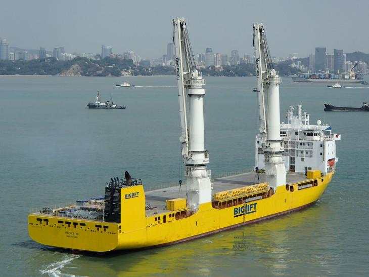 Huisman upgrades kranen Biglift’s Happy Star naar 1100mt