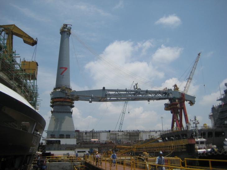 Huisman successfully transports and installs 5,000mt crane “Seven Borealis”