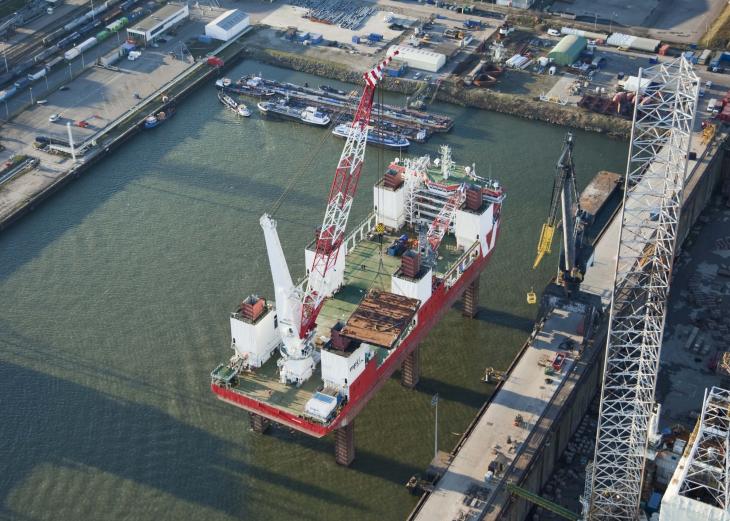 Huisman successfully delivers 600mt Pedestal Crane “MPI Resolution”