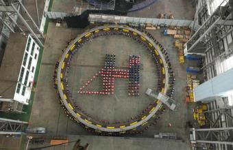 Huisman builds world's largest bearings