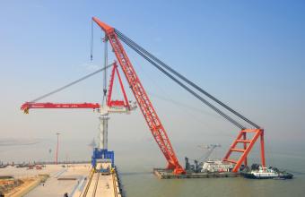 New 2400mt quayside crane completes Huisman China’s yard