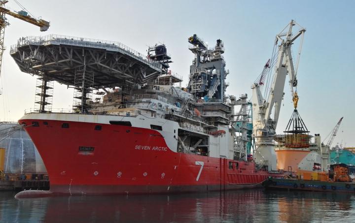 1,000mt Hybrid Boom Kraan, Seven Arctic, Subsea 7