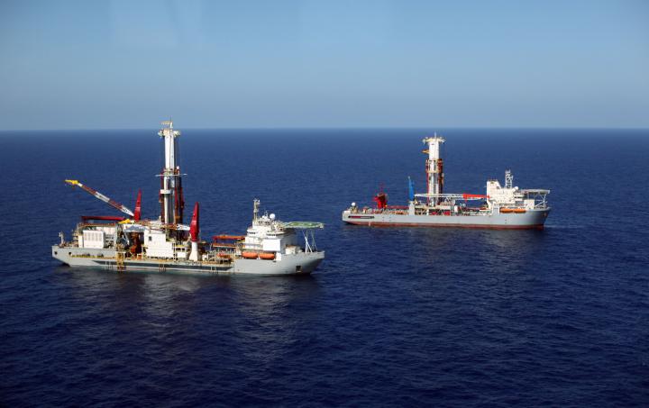 Bully I and Noble Globetrotter I, Noble Drilling