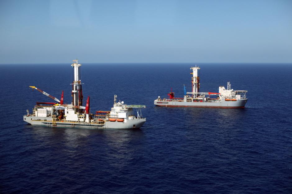 Noble Globetrotter I & II Huisman Equipment